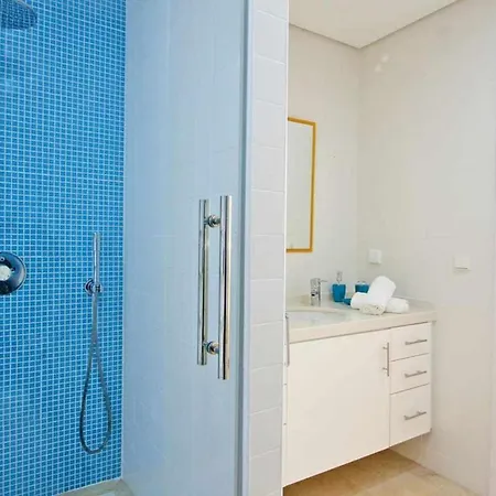 Believe In Dream Apart. Contemporaneo Com Piscina *