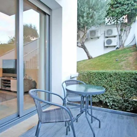 Believe In Dream Apart. Contemporaneo Com Piscina * Tavira