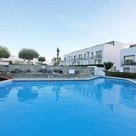 Believe In Dream Contemporaneo Com Piscina *