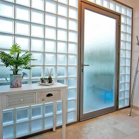 Believe In Dream Contemporaneo Com Piscina