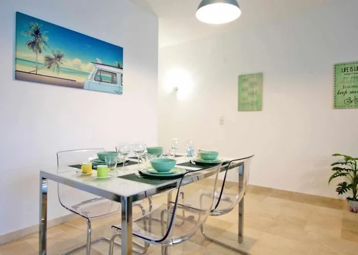 Believe In Dream Apart. Contemporaneo Com Piscina