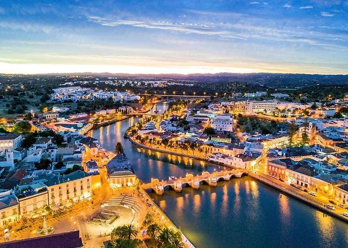 Believe In Dream Apart. Contemporaneo Com Piscina 塔维拉